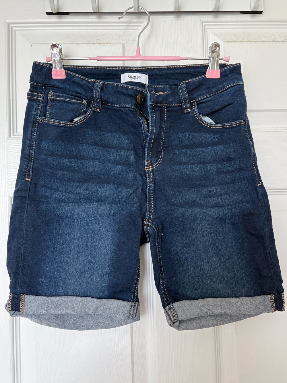 Kensie Dark Wash Mid-Thigh Denim Bermuda Shorts – Cuffed